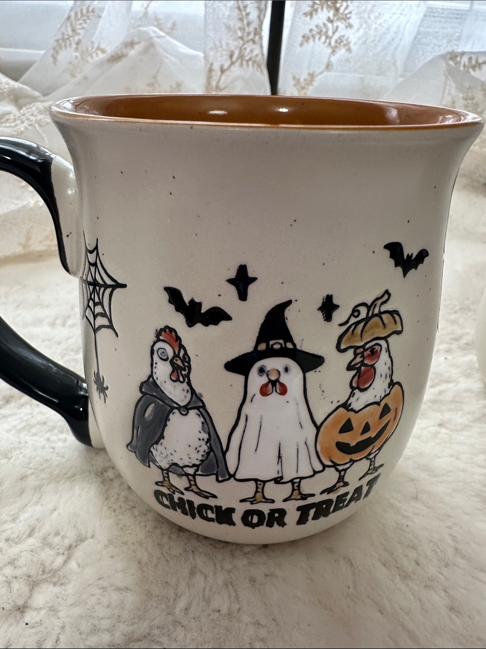 Set of 2 chicken halloween ceramic mugs - Picture 2 of 5